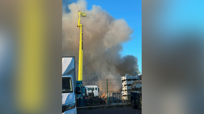 À Créhange, un important incendie se déclare dans une entreprise de recyclage