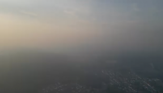 La Moselle sous la fumée d’un spectaculaire feu de forêt