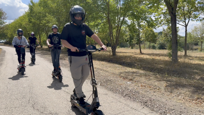 La Brigade du Deck 57 rassemble les passionnés de trottinettes électriques