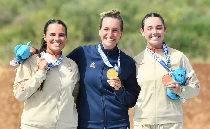 Des médailles d'or au tir à l'arc pour les Mosellanes Barbelin et Lopez