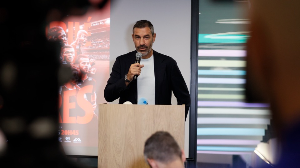« Une vraie fête de football » : Robert Pirès dévoile le programme de son jubilé à Metz