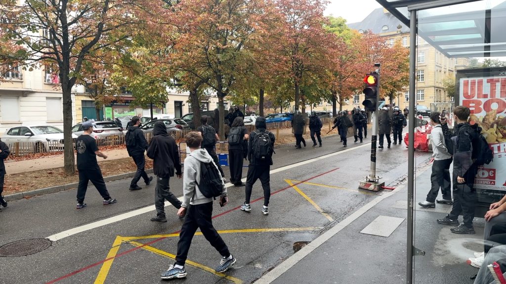 Blocages, affrontements : la mobilisation des lycéens se tend en Moselle à Metz