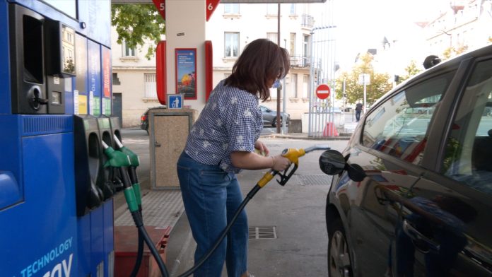 Prix des carburants : une baisse de 12 à 18 centimes au 1er novembre