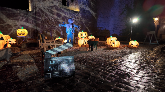 À Halloween, le château de Malbrouck se transforme en studio de cinéma d'horreur