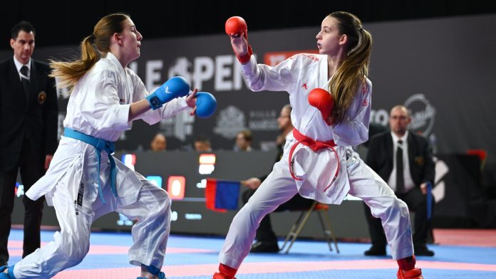 « J’avais regardé Kung Fu Panda et j’avais adoré » : à 15 ans, Émie, licenciée à Veckring, s’apprête à disputer les championnats du monde de karaté