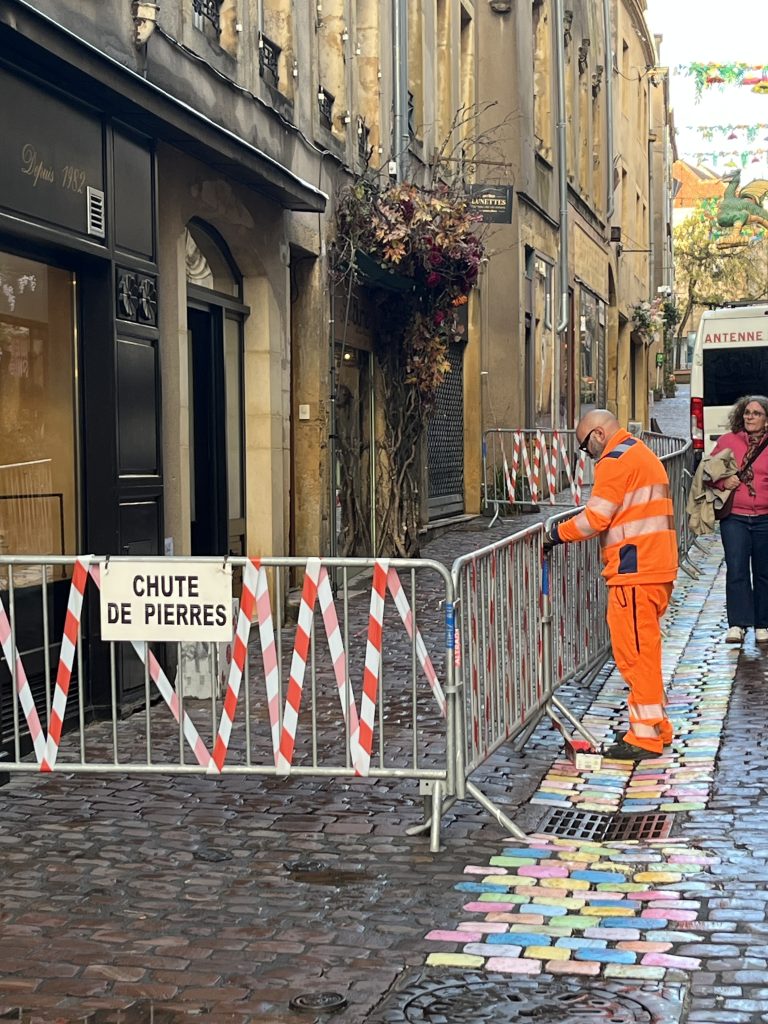 À Metz, un immeuble évacué après des infiltrations d’eau. ©DR
